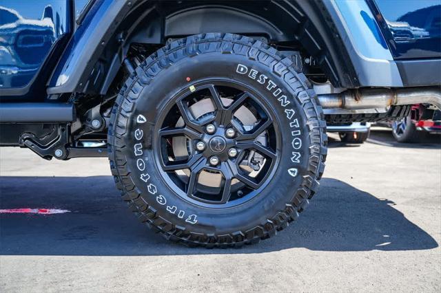 new 2025 Jeep Gladiator car, priced at $49,185
