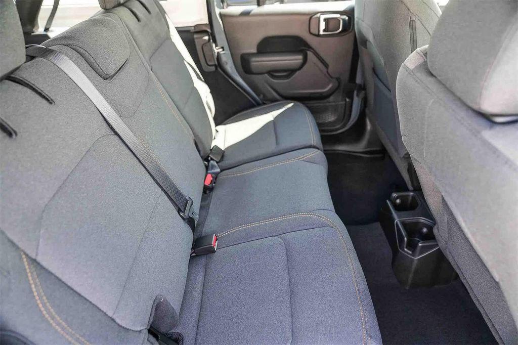 new 2025 Jeep Wrangler car, priced at $42,525