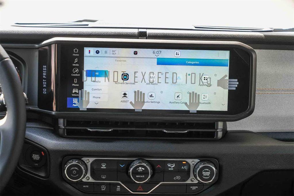 new 2025 Jeep Wrangler car, priced at $42,525