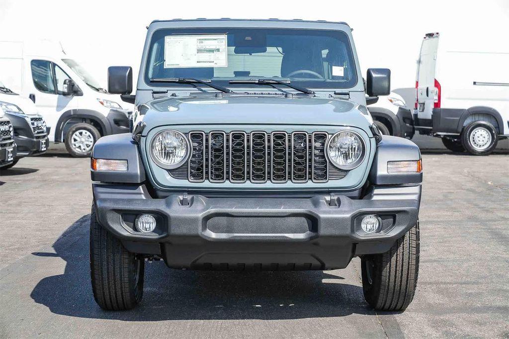 new 2025 Jeep Wrangler car, priced at $42,525