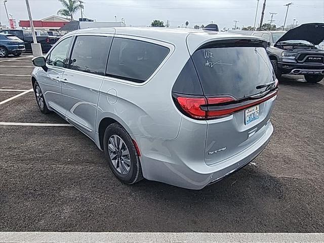 used 2023 Chrysler Pacifica Hybrid car, priced at $29,978