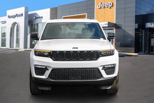 new 2024 Jeep Grand Cherokee car, priced at $40,904