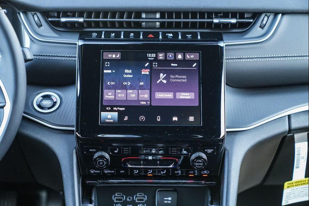 new 2025 Jeep Grand Cherokee car, priced at $34,480