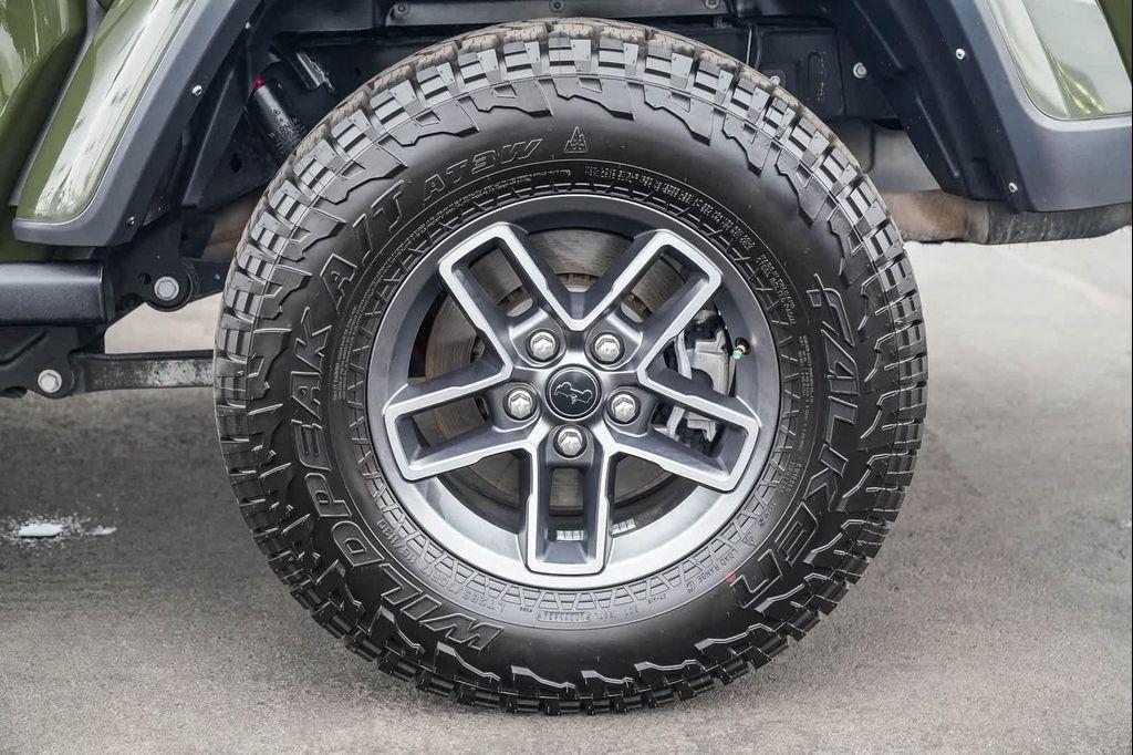 used 2021 Jeep Gladiator car, priced at $33,654