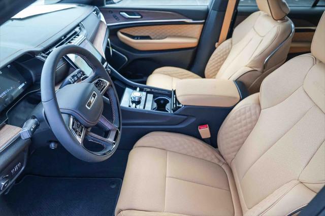 new 2025 Jeep Grand Cherokee car, priced at $48,705