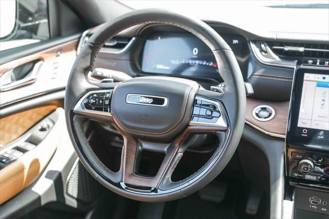new 2025 Jeep Grand Cherokee car, priced at $48,705