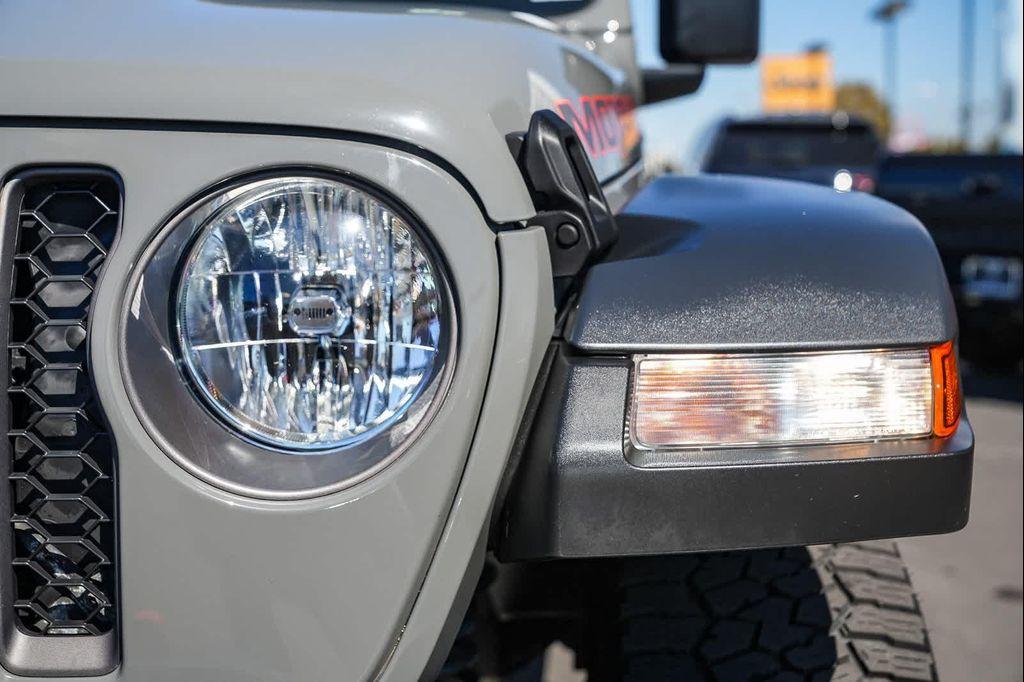 used 2021 Jeep Gladiator car, priced at $39,900