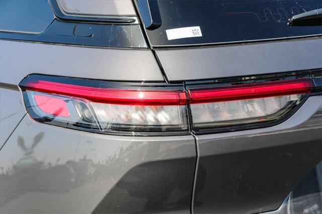 new 2025 Jeep Grand Cherokee car, priced at $42,035