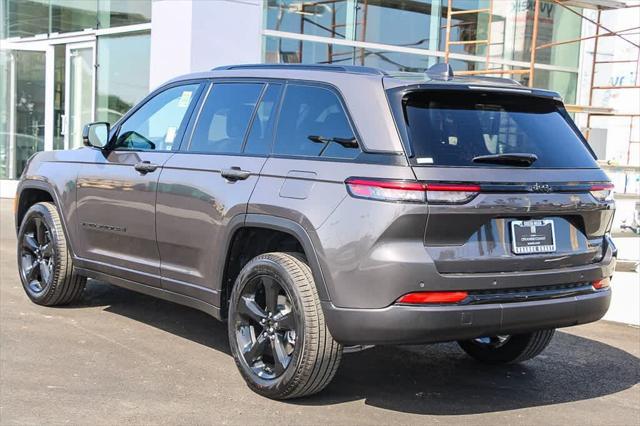 new 2025 Jeep Grand Cherokee car, priced at $42,035