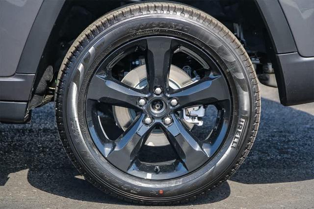 new 2025 Jeep Grand Cherokee car, priced at $42,035