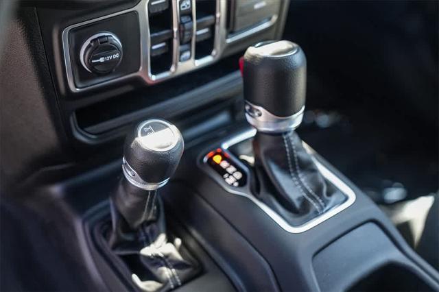new 2025 Jeep Wrangler car, priced at $42,654