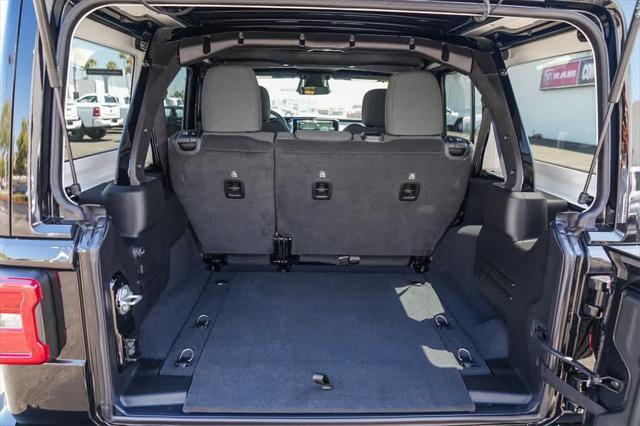 new 2025 Jeep Wrangler car, priced at $42,654