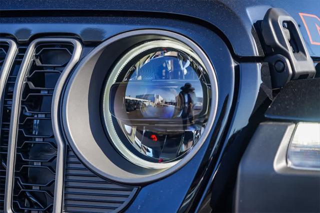 new 2025 Jeep Gladiator car, priced at $53,282