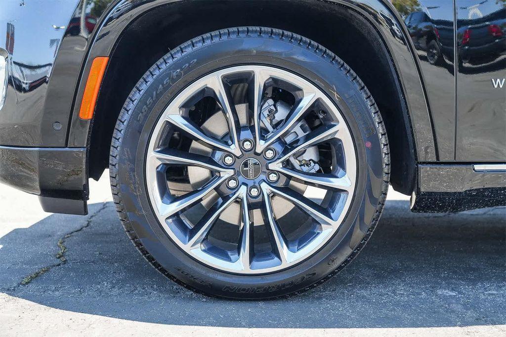 new 2025 Jeep Wagoneer L car, priced at $78,905