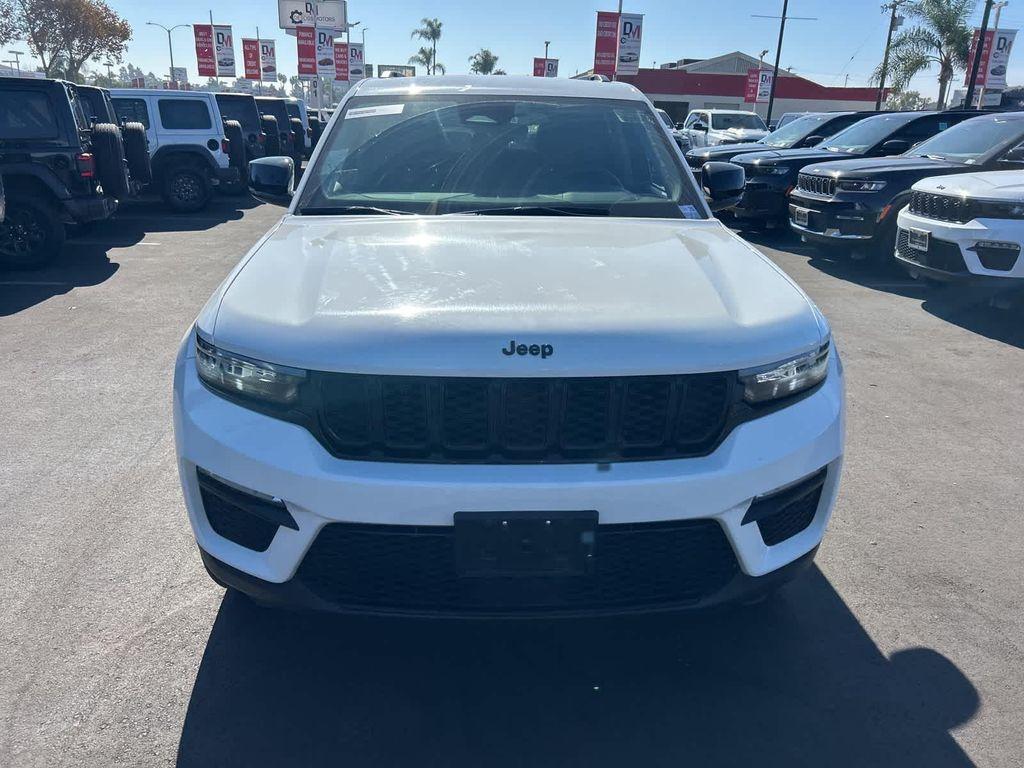 used 2023 Jeep Grand Cherokee car, priced at $29,674