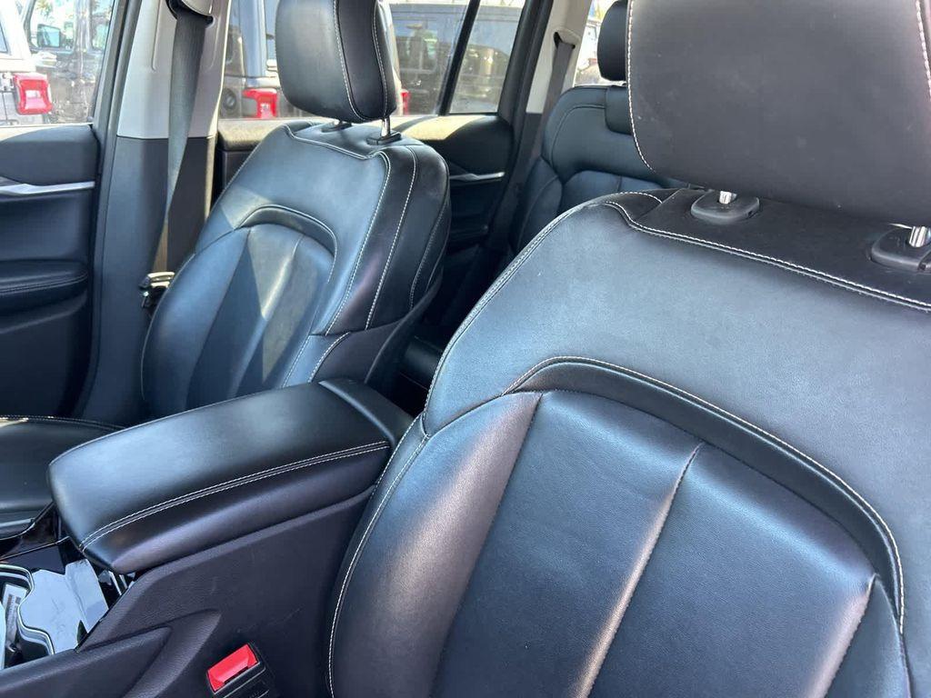 used 2023 Jeep Grand Cherokee car, priced at $29,674