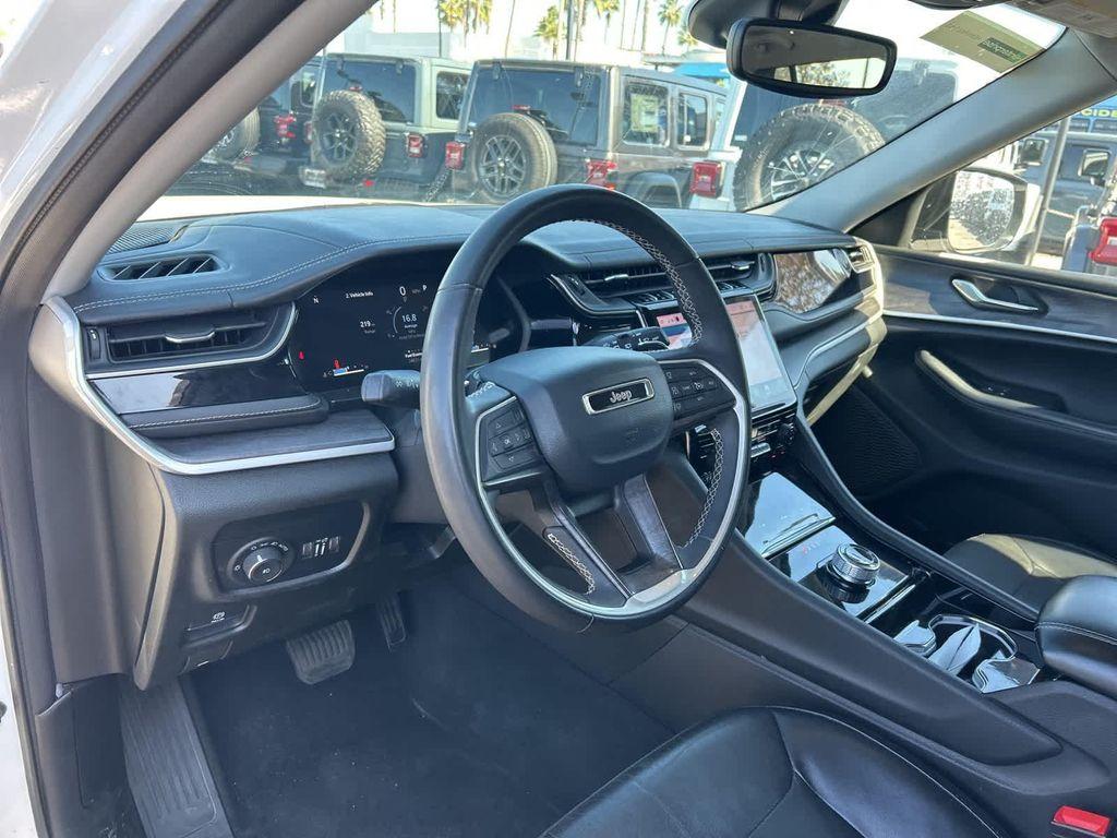 used 2023 Jeep Grand Cherokee car, priced at $29,674