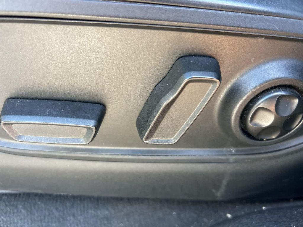 used 2023 Jeep Grand Cherokee car, priced at $29,674