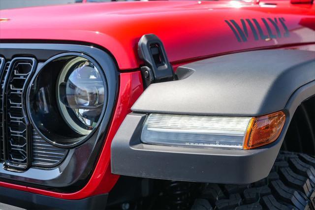 new 2025 Jeep Wrangler car, priced at $45,955