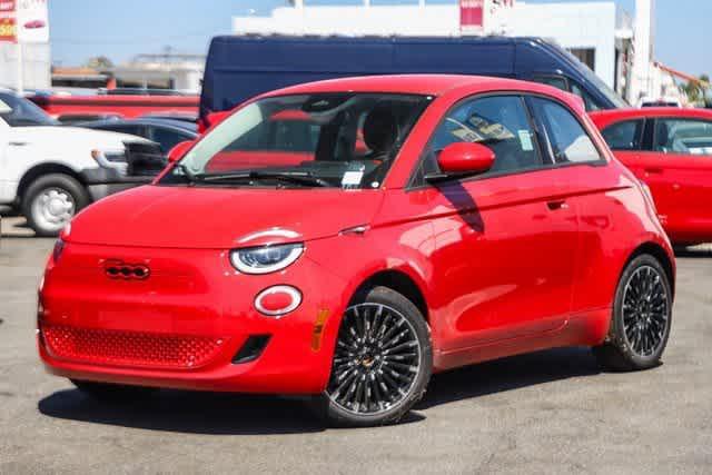 new 2024 FIAT 500e car, priced at $32,390