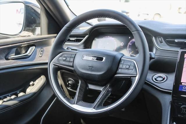 new 2024 Jeep Grand Cherokee car, priced at $47,825