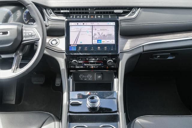 new 2025 Jeep Grand Cherokee car, priced at $45,796