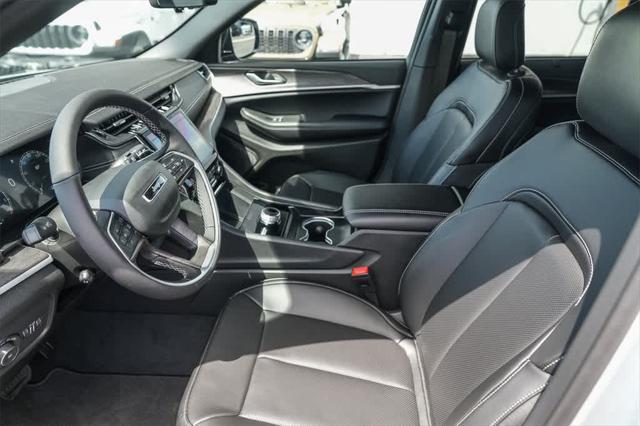 new 2025 Jeep Grand Cherokee car, priced at $45,796