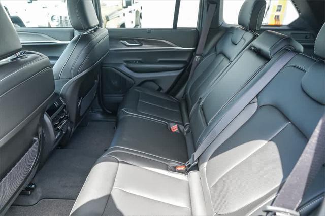 new 2025 Jeep Grand Cherokee car, priced at $45,796