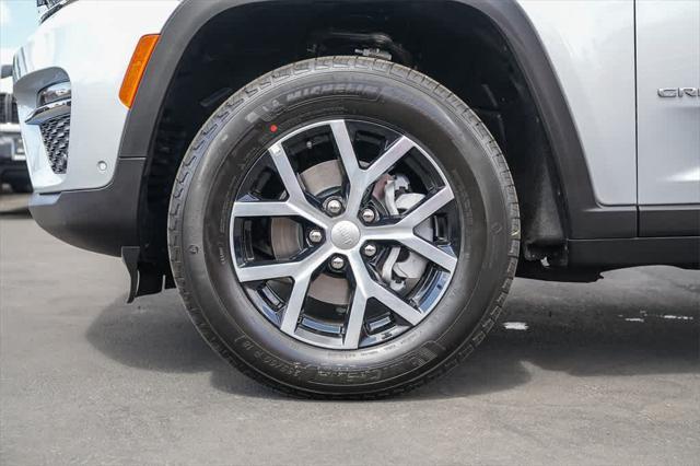 new 2025 Jeep Grand Cherokee car, priced at $45,796