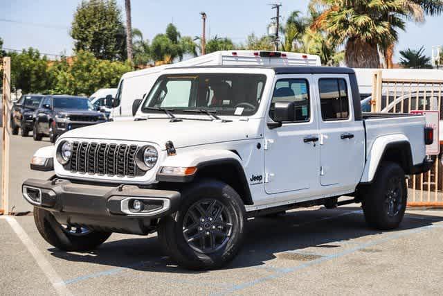 new 2024 Jeep Gladiator car, priced at $42,359