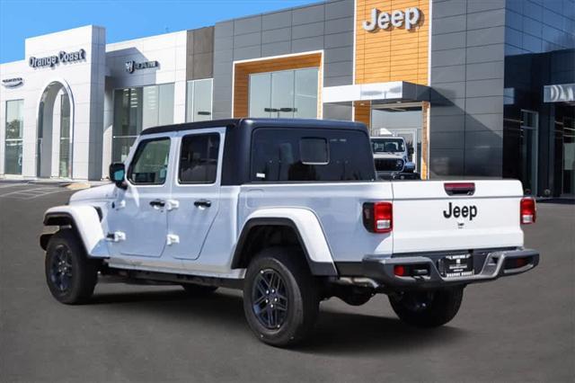 new 2024 Jeep Gladiator car, priced at $35,139