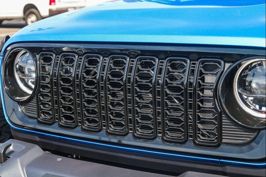 new 2025 Jeep Wrangler car, priced at $47,150