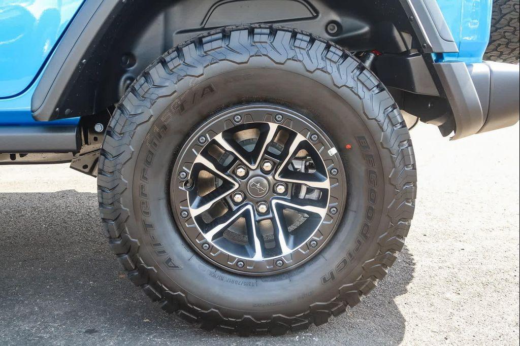 new 2025 Jeep Wrangler car, priced at $47,150