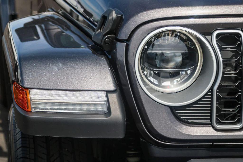 new 2025 Jeep Wrangler car, priced at $49,980