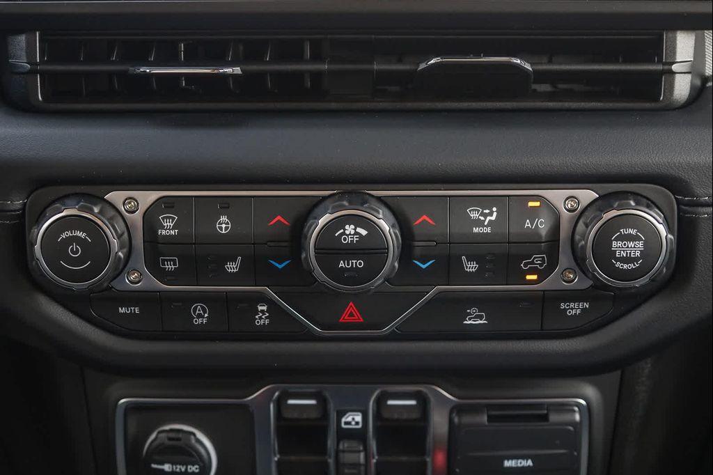 new 2025 Jeep Wrangler car, priced at $49,980