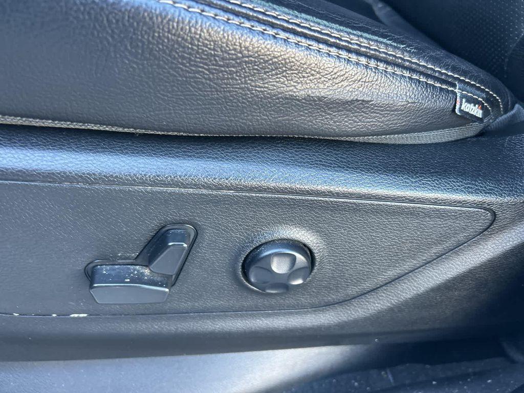 used 2021 Ram 1500 car, priced at $31,500