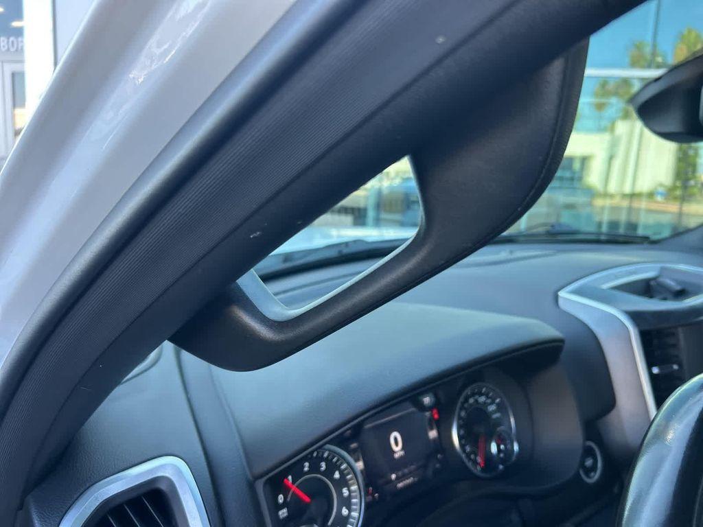 used 2021 Ram 1500 car, priced at $31,500