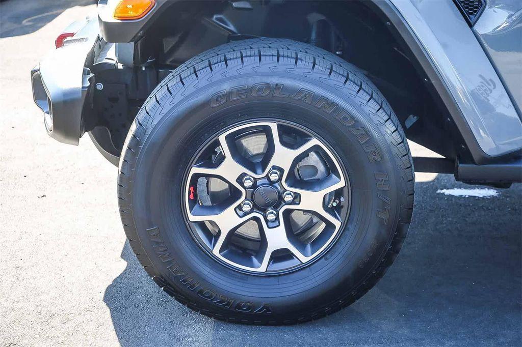 used 2021 Jeep Wrangler Unlimited car, priced at $37,988