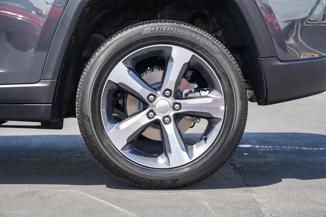 new 2025 Jeep Grand Cherokee car, priced at $49,283