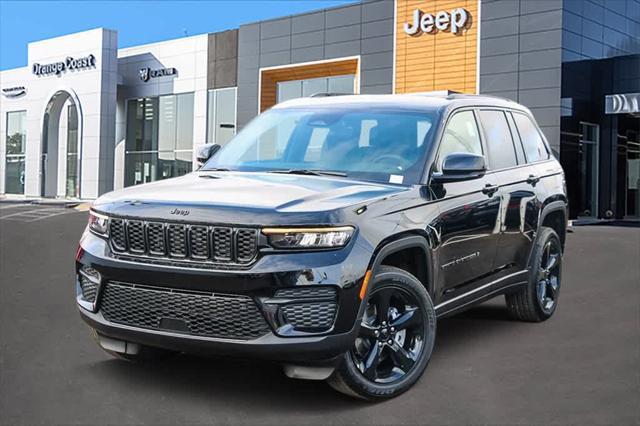 new 2025 Jeep Grand Cherokee car, priced at $43,675