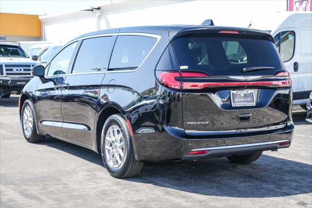 used 2024 Chrysler Pacifica car, priced at $25,839