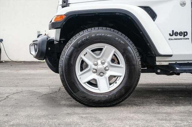 used 2021 Jeep Gladiator car, priced at $28,727