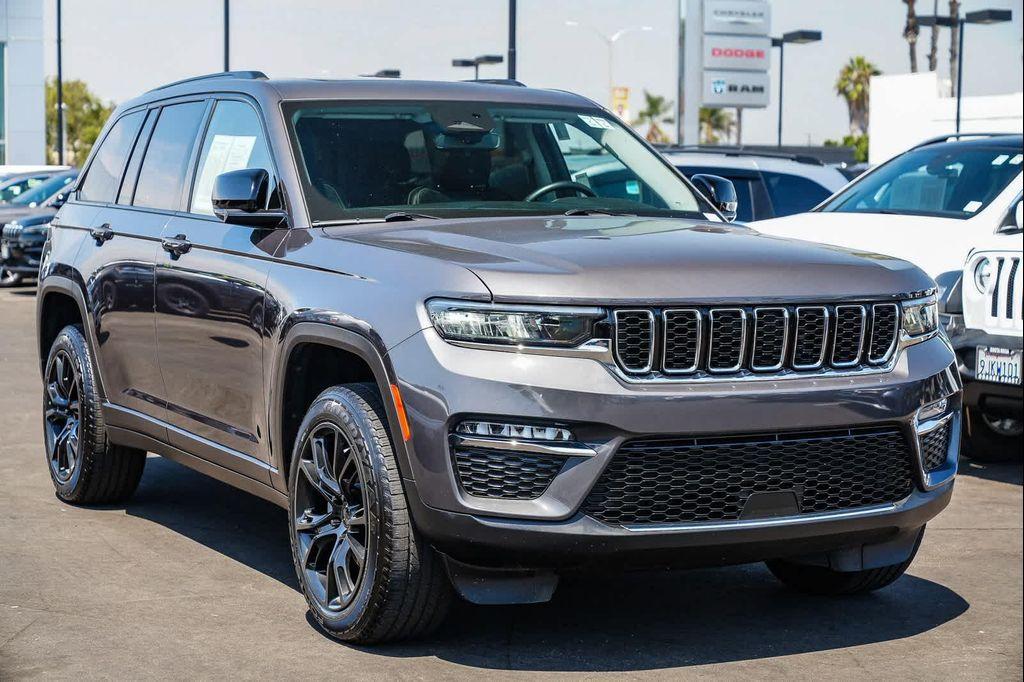 used 2022 Jeep Grand Cherokee car, priced at $33,145