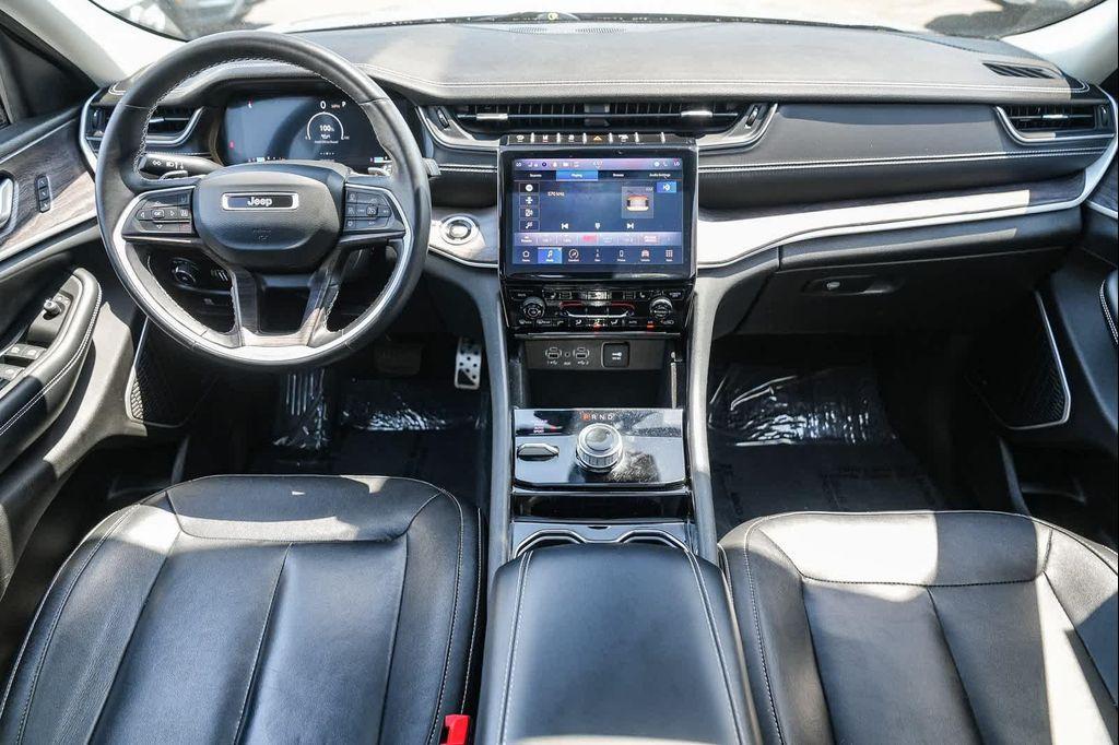 used 2022 Jeep Grand Cherokee car, priced at $33,145