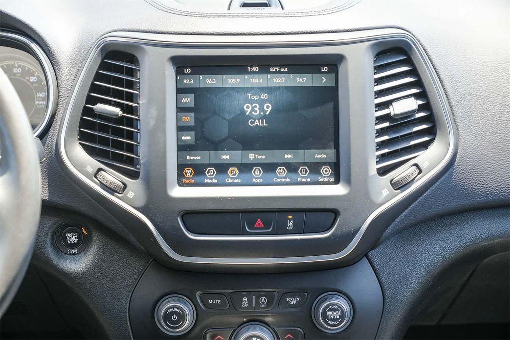 used 2022 Jeep Cherokee car, priced at $23,830