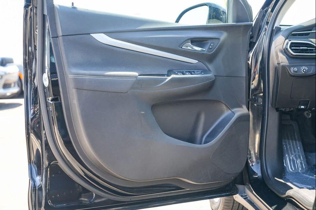 used 2022 Chevrolet Bolt EUV car, priced at $19,224