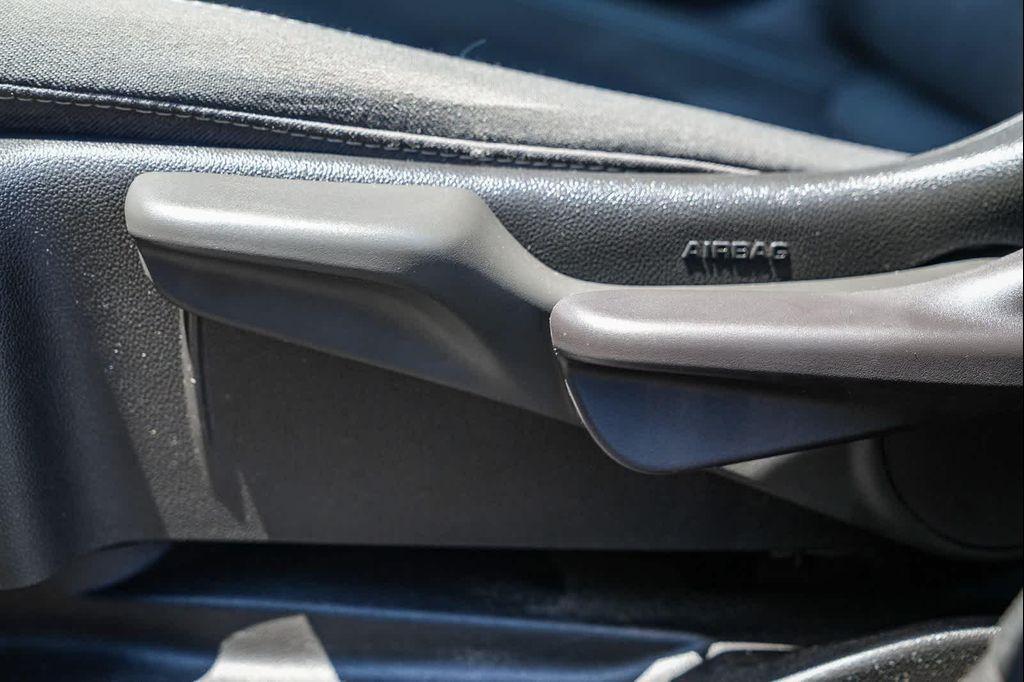 used 2022 Chevrolet Bolt EUV car, priced at $19,224