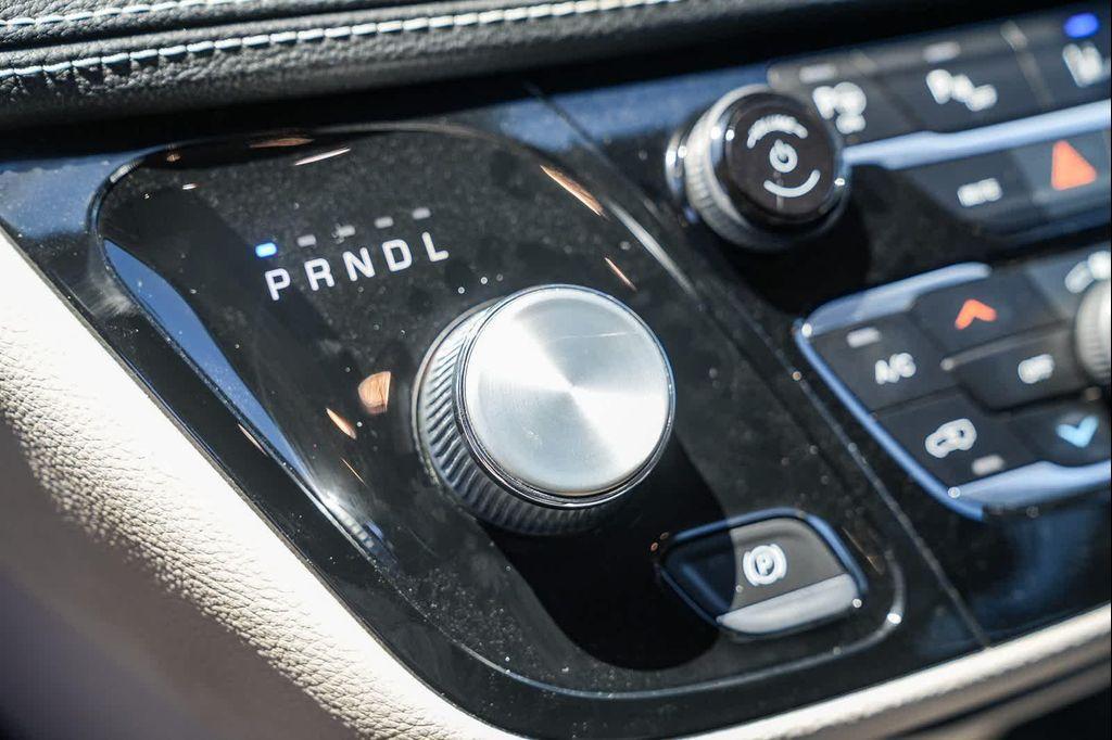 used 2022 Chrysler Pacifica Hybrid car, priced at $28,972