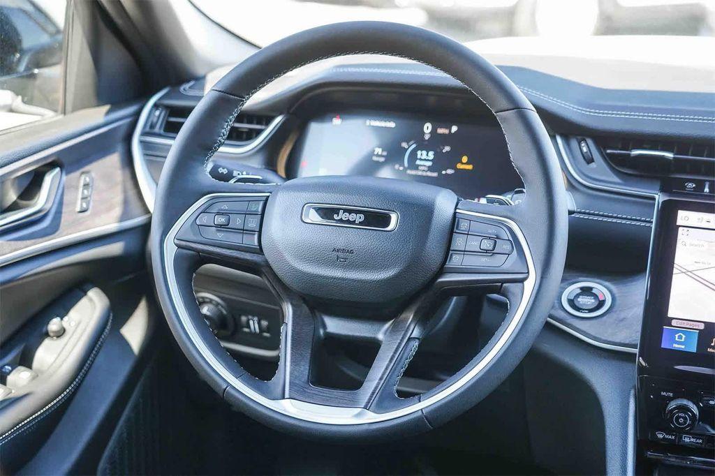 new 2025 Jeep Grand Cherokee L car, priced at $48,415