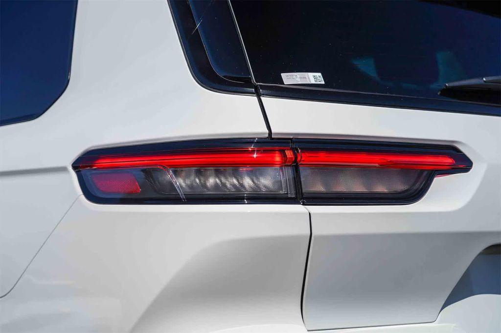 new 2025 Jeep Grand Cherokee L car, priced at $48,415